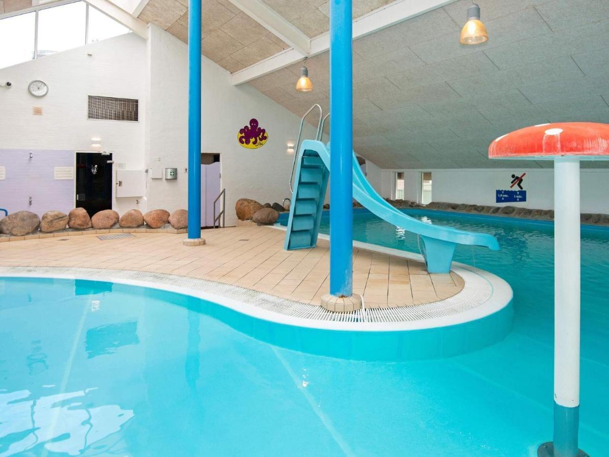 6 Person Holiday Home On A Holiday Park In Hemmet Esterno foto