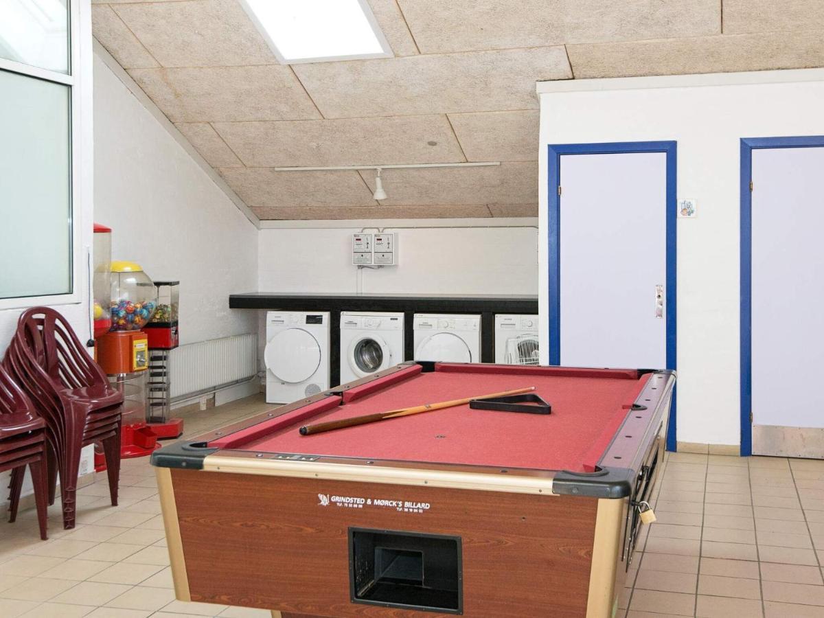 6 Person Holiday Home On A Holiday Park In Hemmet Esterno foto